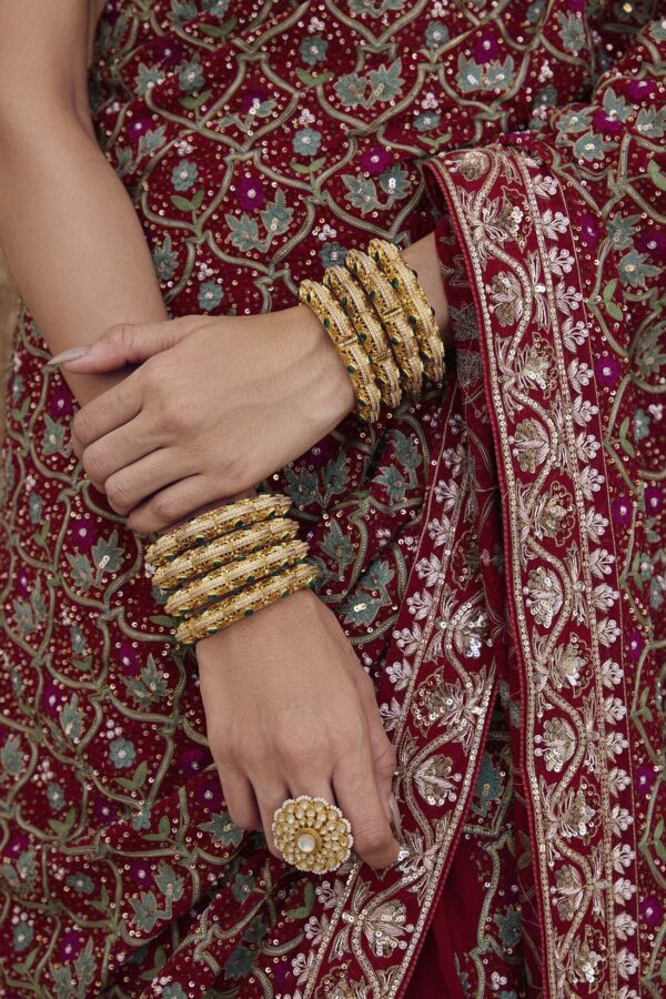 Azmah Embroidered Georgette Saree - Red - Image 2