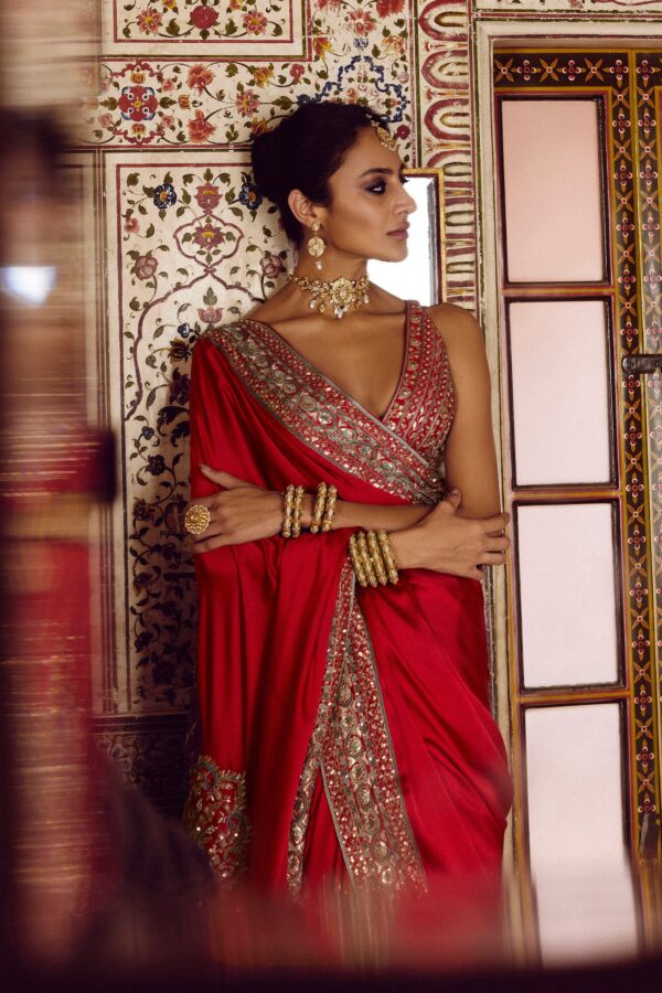 Shyamangi Embroidered Silk Saree - Red - Image 3
